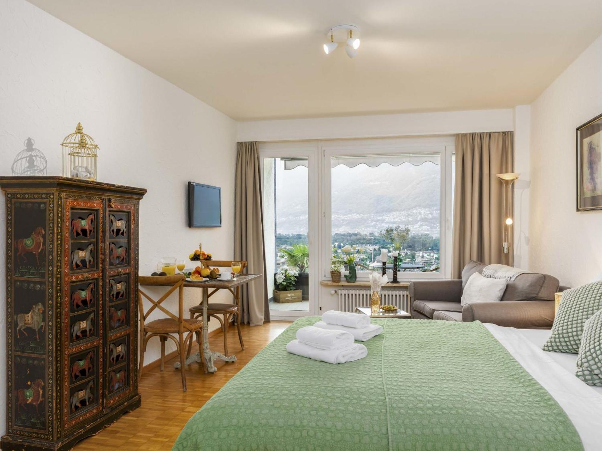 Double Modern.6 * Ascona