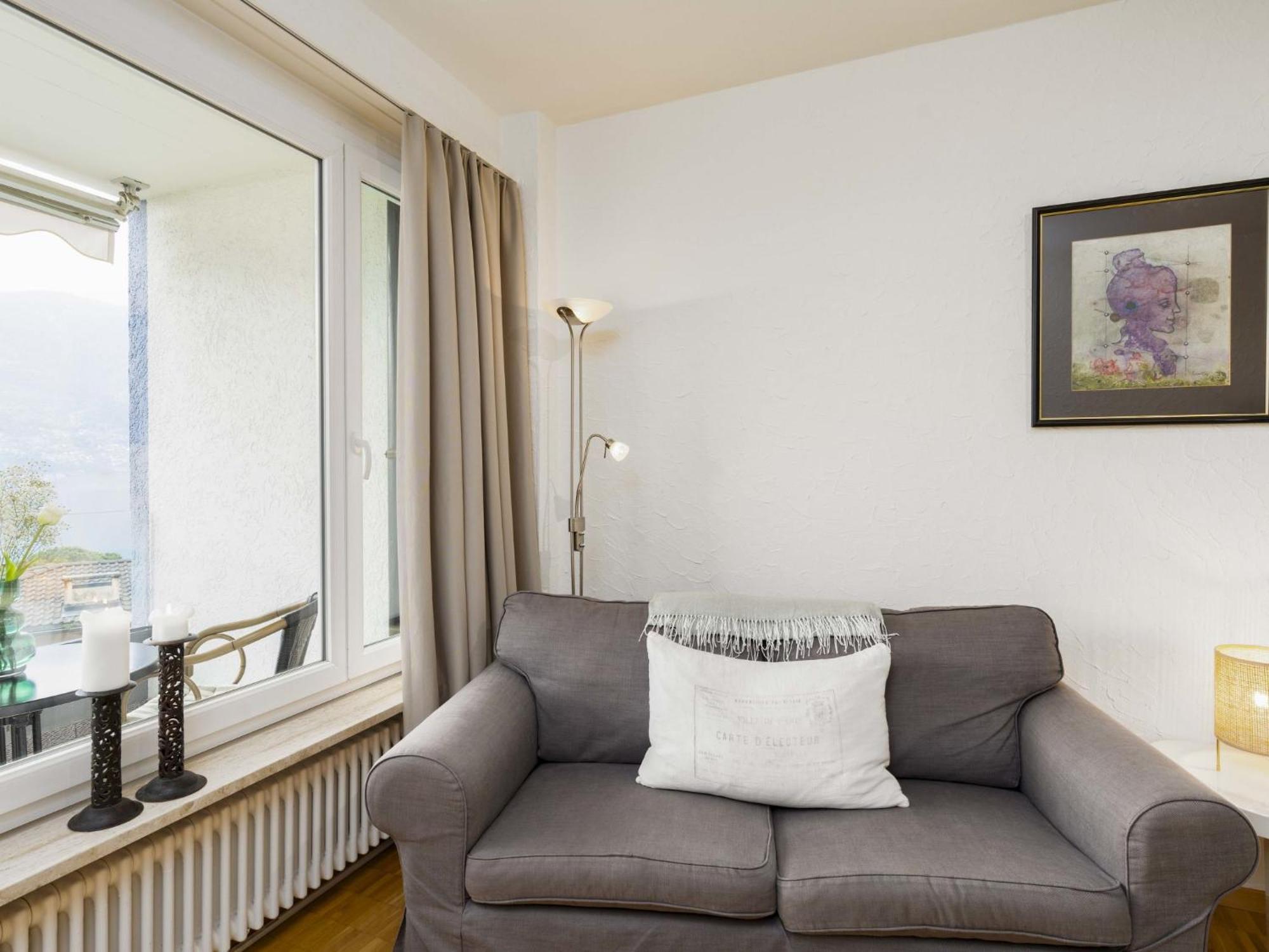 Double Modern.6 Ascona